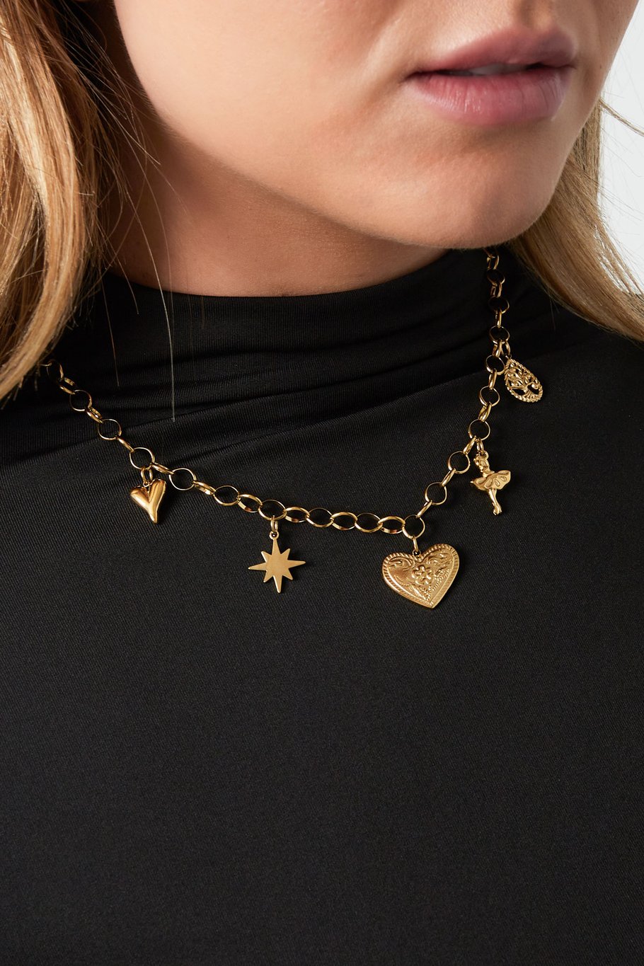 collar con destellos de corazón h5Imagen3